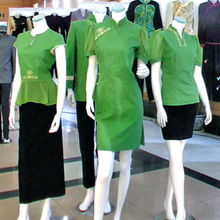 法特羽絨制衣廠 專業(yè)團(tuán)體訂做服飾，服飾零售一站式服務(wù)